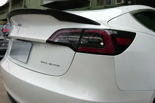 Tesla vinge model 3