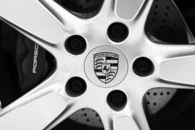 Porsche centrumkåpor i Silver / Svart