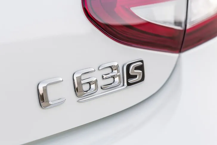 Mercedes Benz C63s emblem C63 s Motorkod - Autostyling Stockholm
