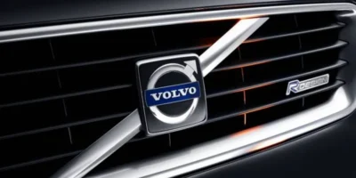 Volvo R Design logo grill