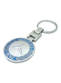 Mercedes Benz nyckelring i metall ljus blå