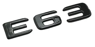 Mercedes-Benz E63 emblem Svart