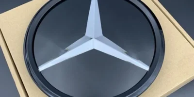 Mercedes-Benz stjärna W205