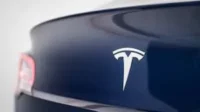 Tesla emblem Krom