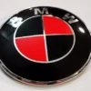 BMW Emblem 82mm Röd Svart (Motorhuv och lucka)